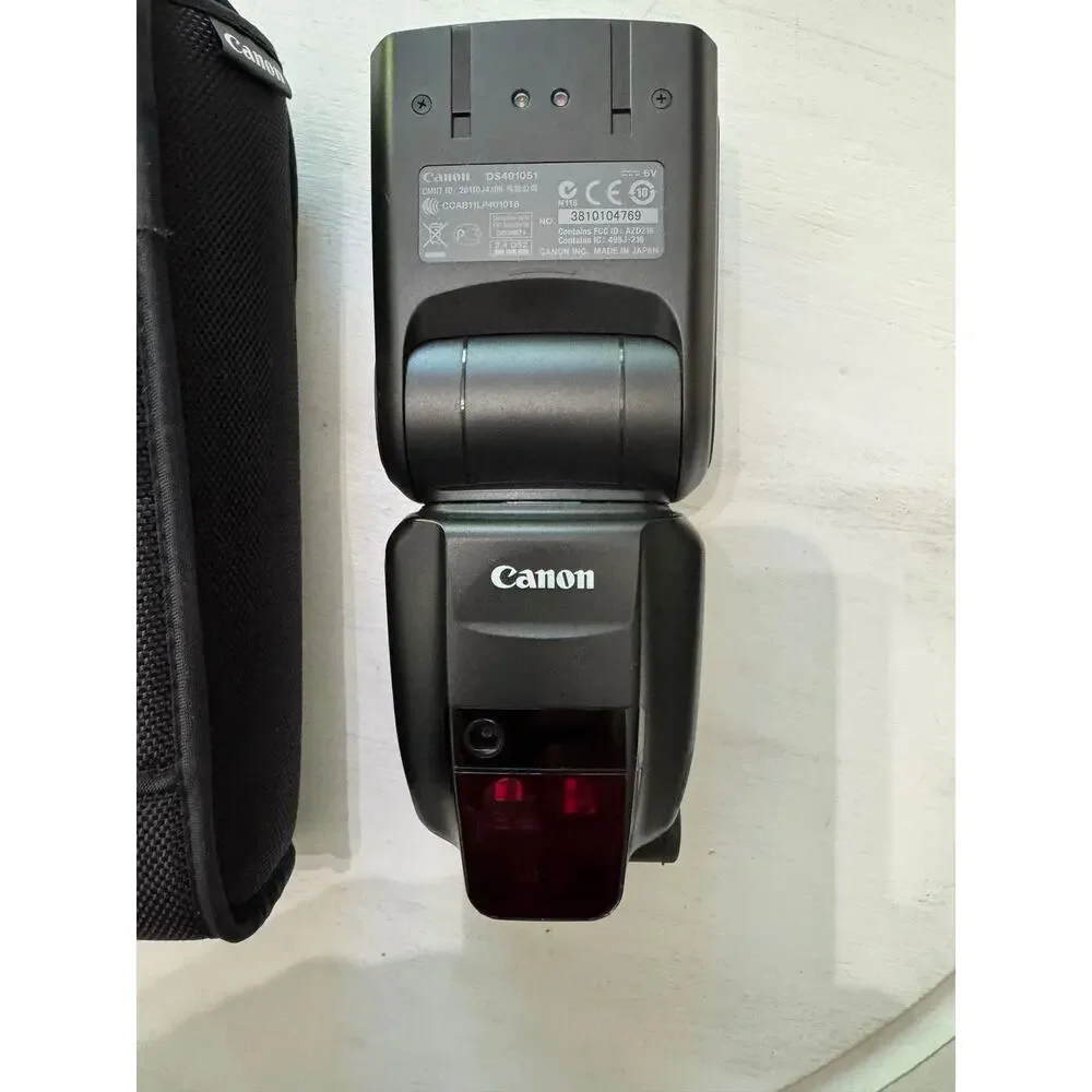 Canon 600EX-RT Speedlite Flash with Case DS101051 Tested and Works
